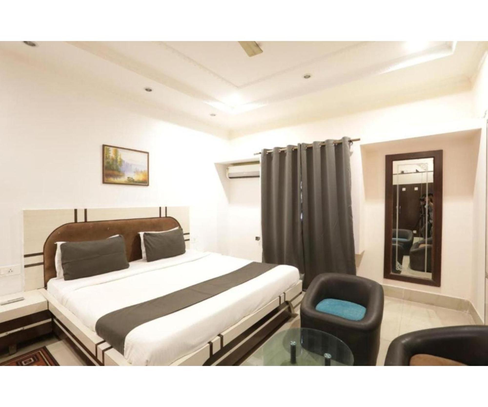 Day S Inn Luxury Stay Near Care Hospital In Budget Friendly Price Best Seller Bhubaneswar Bagian luar foto