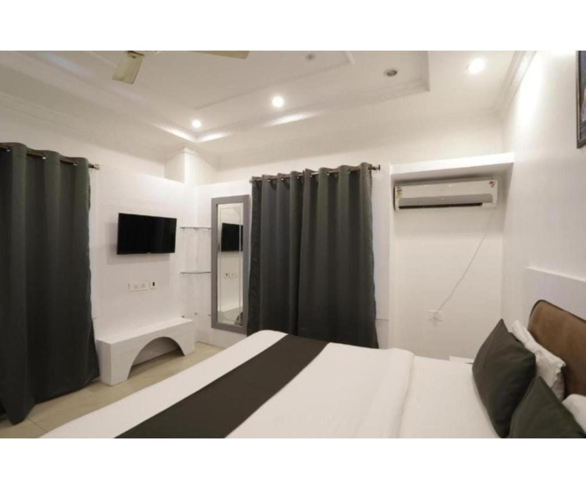 Day S Inn Luxury Stay Near Care Hospital In Budget Friendly Price Best Seller Bhubaneswar Bagian luar foto
